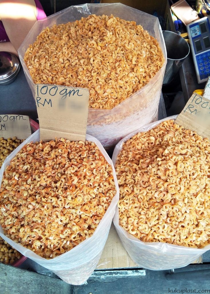Different types of dried shrimps